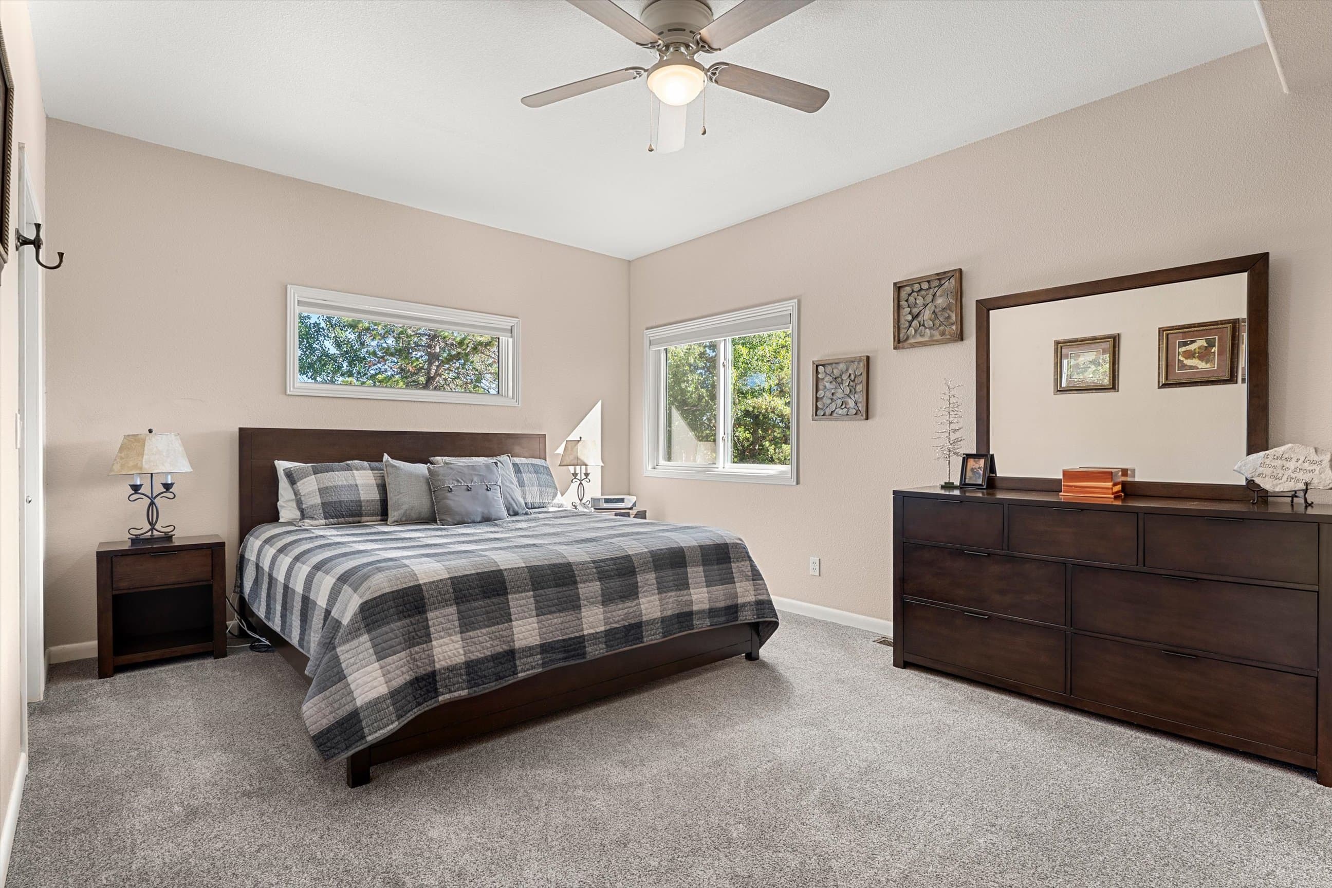 563 Pine Cone Cir 3